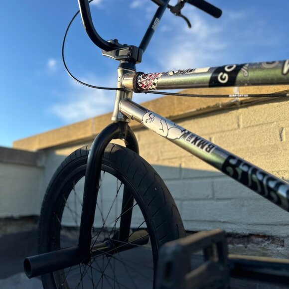 KINK Sever BMX – Chrome Sparkle, Freecoaster, Top-Tier Build – $450 OBO - Picture 3 of 5